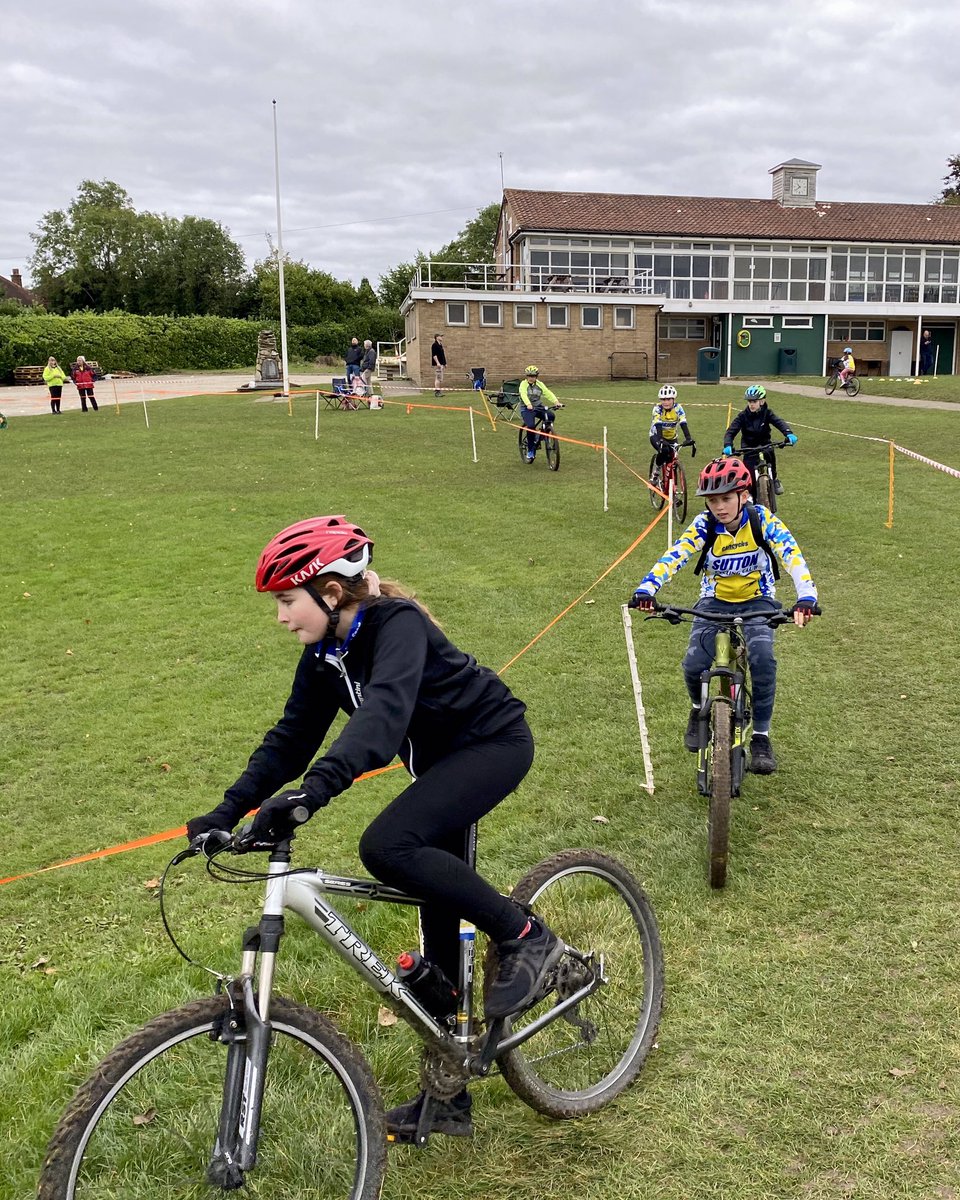 Sutton Cycling Club tweet media