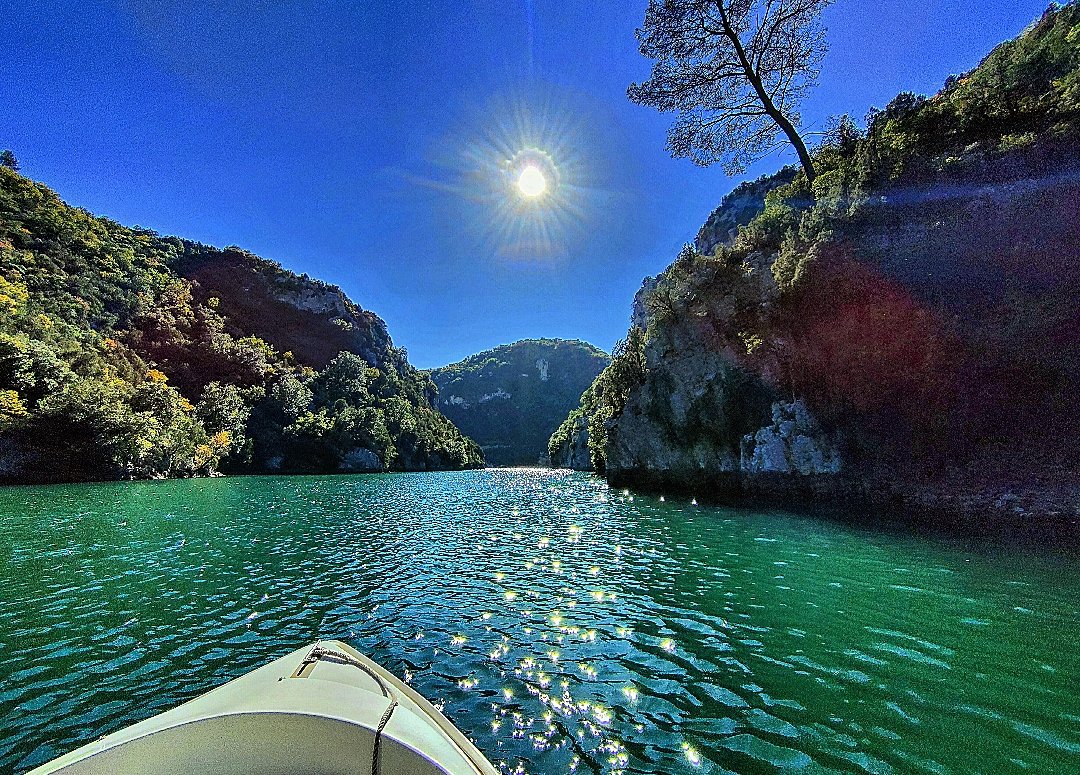 MinadelEspace's tweet photo. Planète Terre - de loin ma préférée dans notre Univers 🌍 https://t.co/E0YpuBV2Cf