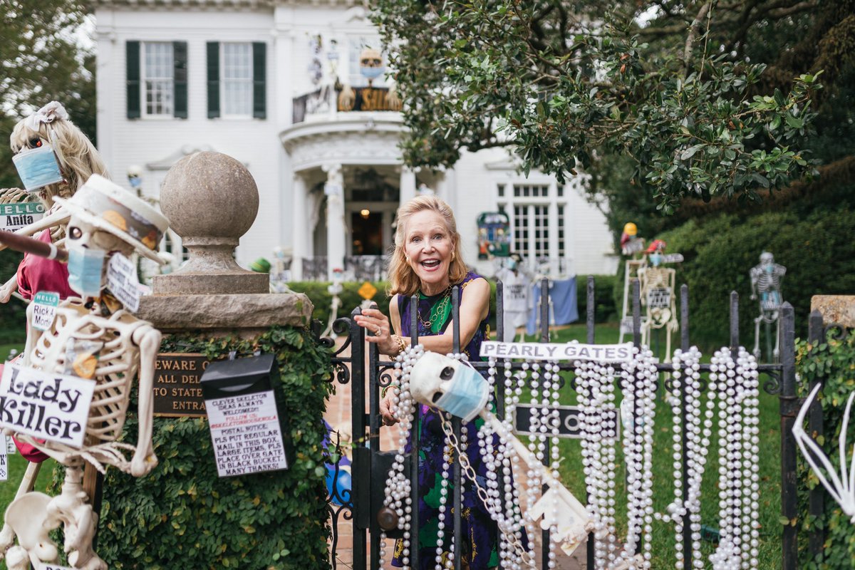 Krewe of Iris tweet media