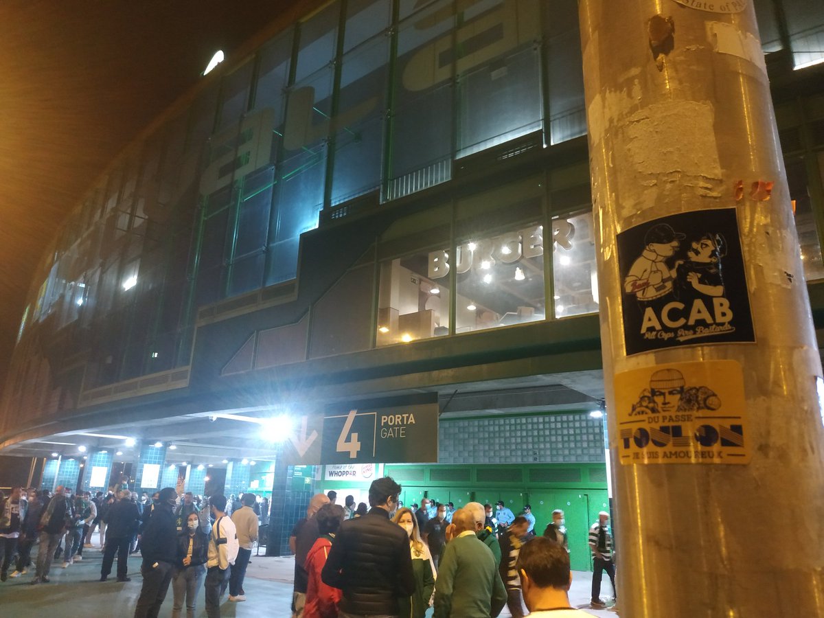 coolturecom83's tweet photo. La minorité est partout 👊 @Spiritof1993 @LaRascassefr @sportingtoulon @Sporting_CP https://t.co/Cmw01QPIav