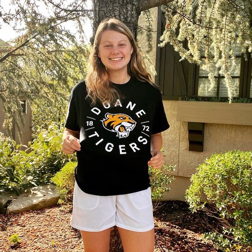harpercoffman's tweet photo. I am excited to announce that I have verbally committed to continue my academic and athletic career at Doane University. I want to thank my family, teammates, coaches and friends for all of the support and believing in me. Go Tigers! @DoaneSoftball @CoachJOlson @oehawkssoftball https://t.co/HgQw2OLaJs