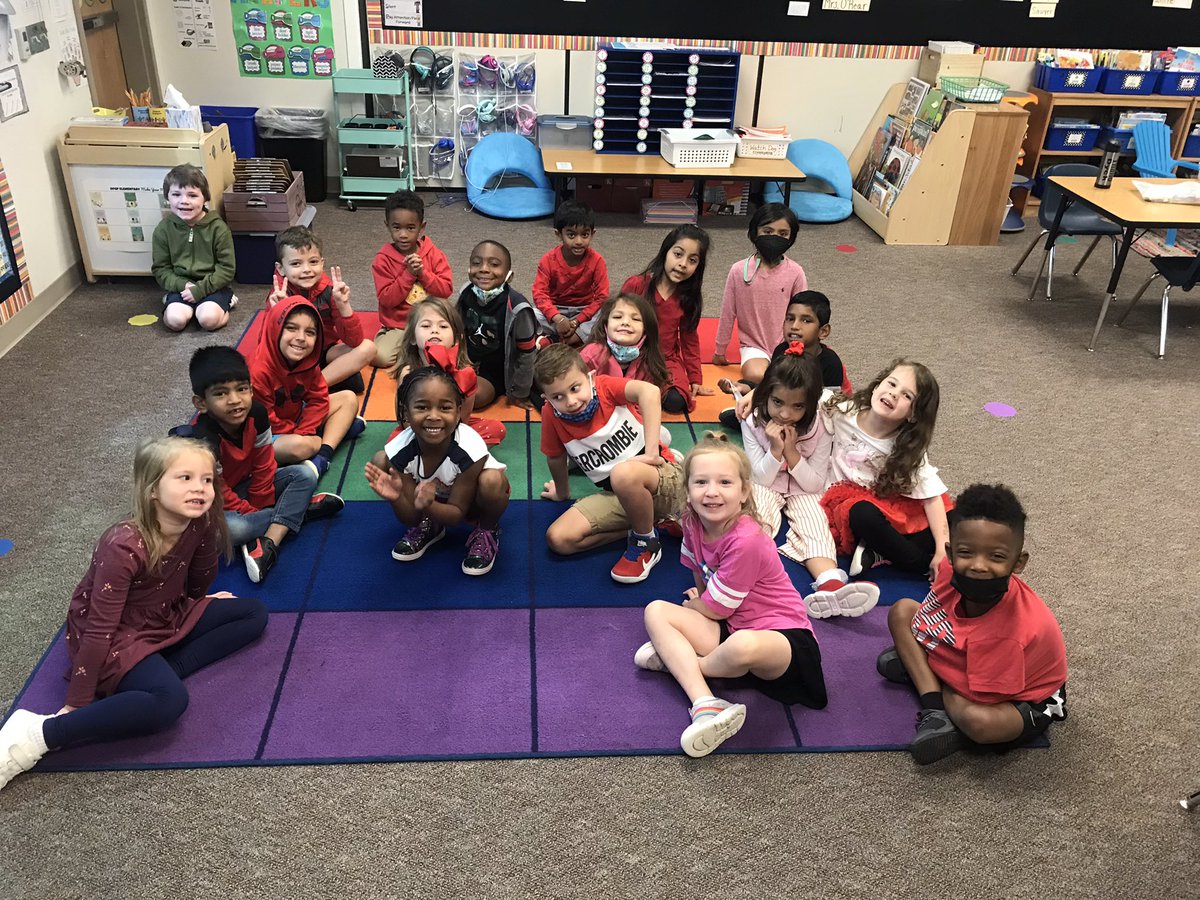 KerryRear's tweet photo. We are “RED”y to say NO to drugs!!! #RedRibbonWeek2021 #Kindergarten #yellowhouse https://t.co/8aIx2n7WiW
