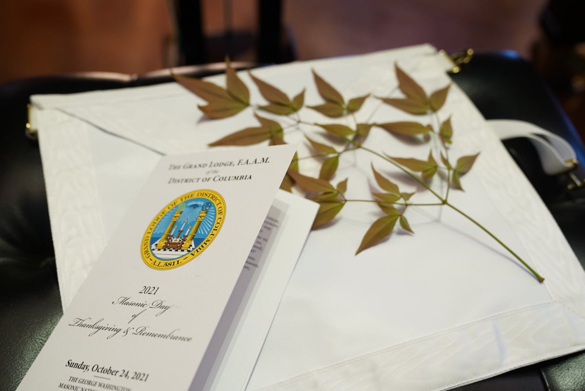 DCGrandLodge's tweet photo. On Sunday, the MWGM @AlanGor19730382 celebrated the Grand Lodge Day of Thanksgiving and Remembrance @GWMMem honoring the anniversaries of 9/11 and Pearl Harbor with speeches from brethren across our jurisdiction! https://t.co/qgThpneKe7