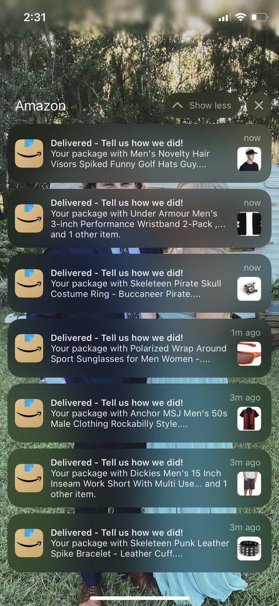 fried_baconn's tweet photo. Name a more iconic set of phone notifications: I’ll wait. https://t.co/ISrU99K2SP
