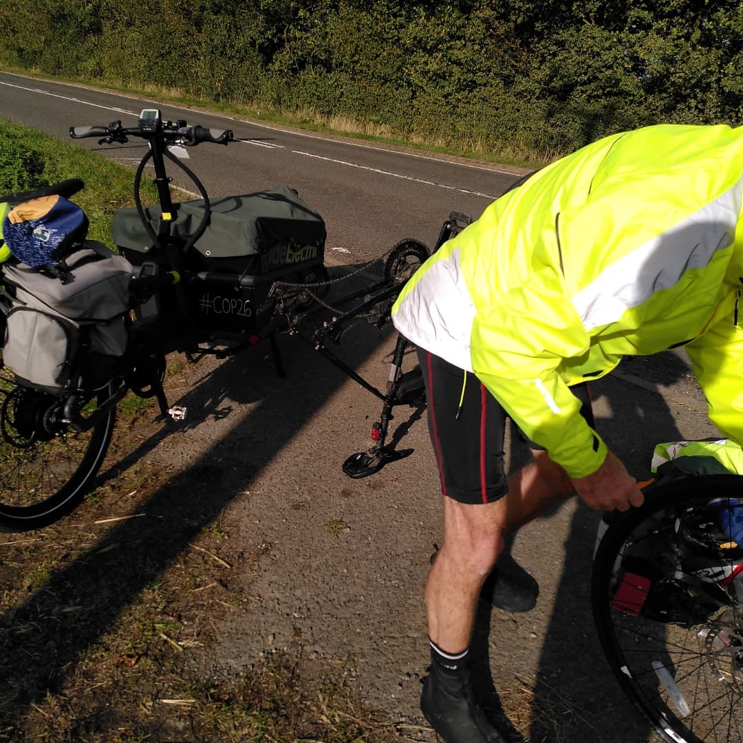 CACBoggon's tweet photo. Today has been the day of punctures many wounded tubes!
Arrived in Coventry. Beautiful riding conditions and views!
#blahblahblah #brakethecycle #ride2cop26 #RideTheChange #ridedontdrive #cop26 #climatechange #climateaction https://t.co/ecrpeHEoYX