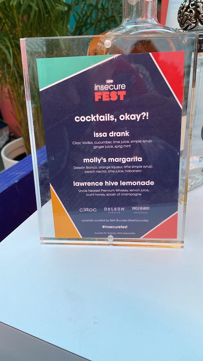 lisee_p's tweet photo. #Insecure #InsecureFest https://t.co/Qvon69z99B