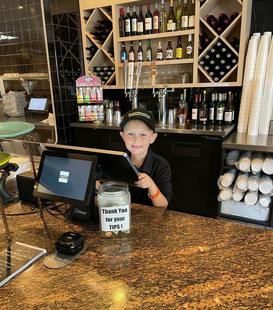 whirlows's tweet photo. When school gets cancelled because of the crazy flooding, you go to work with dad! This is what a family business looks like and we thank you for supporting ours! 

#kids #work #teachthemyoung #family #business #restaurant #love #learning #thankful #eat … https://t.co/aHuOpsF6Ck https://t.co/Gf7X6P90M2