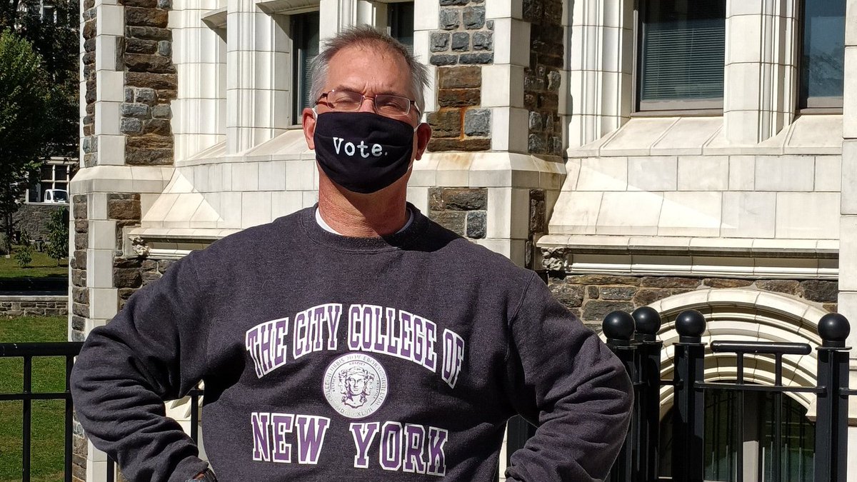 Happy birthday to Pres @Vgbcc1! Wishing you a day full of celebrations and an excellent year ahead! Good health and many happy returns from all of us at CCNY 🎂🎉🥳