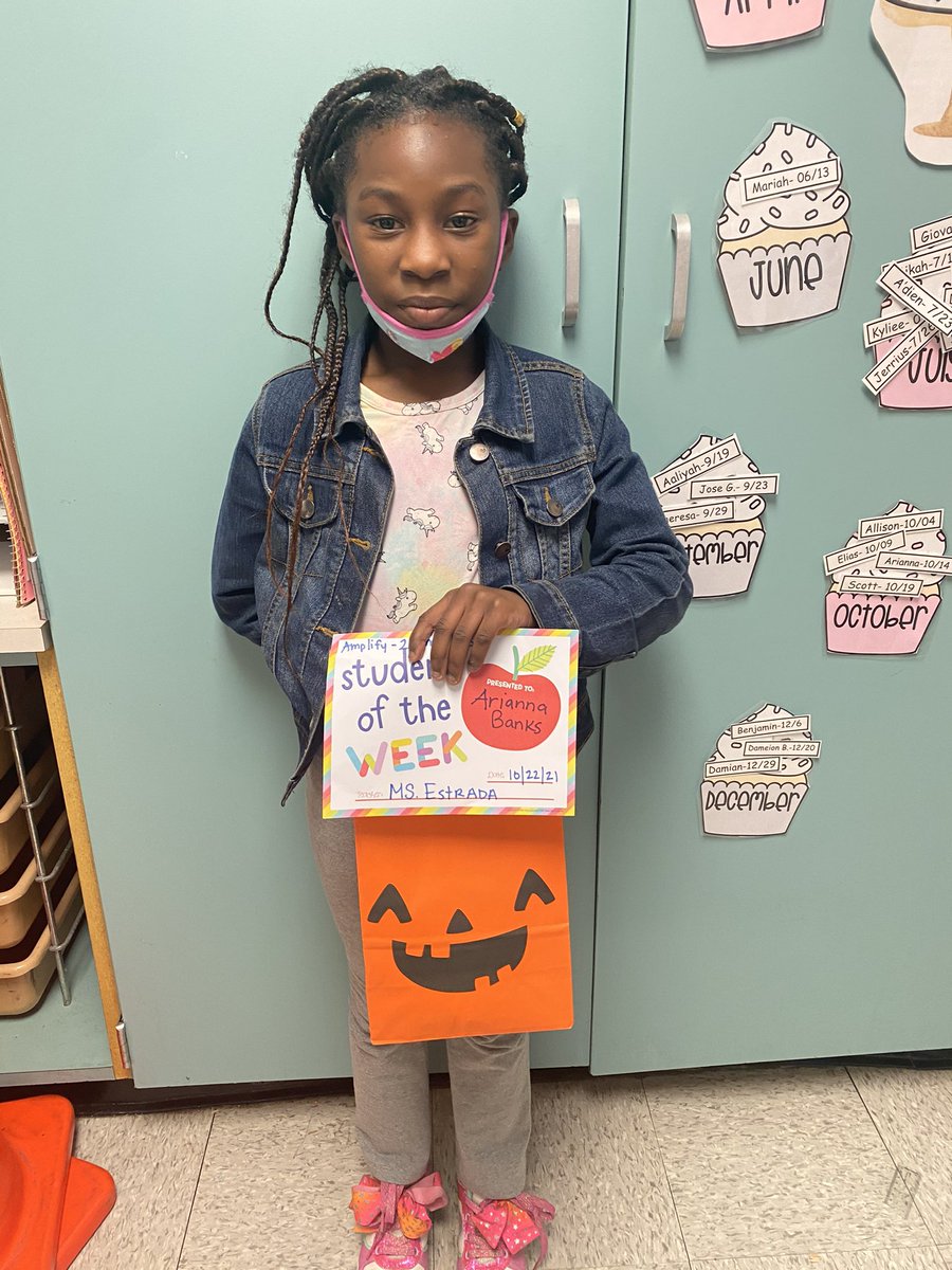 Ms_Estrada21's tweet photo. Encouraging my students to use amplify to become stronger readers. @AldineISD @WilsonES_AISD #WEshine https://t.co/4e7sBhjmav