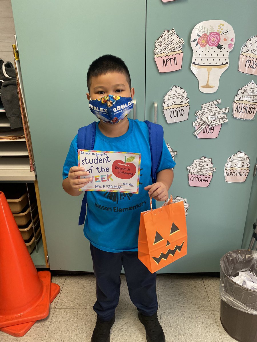 Ms_Estrada21's tweet photo. Encouraging my students to use amplify to become stronger readers. @AldineISD @WilsonES_AISD #WEshine https://t.co/4e7sBhjmav