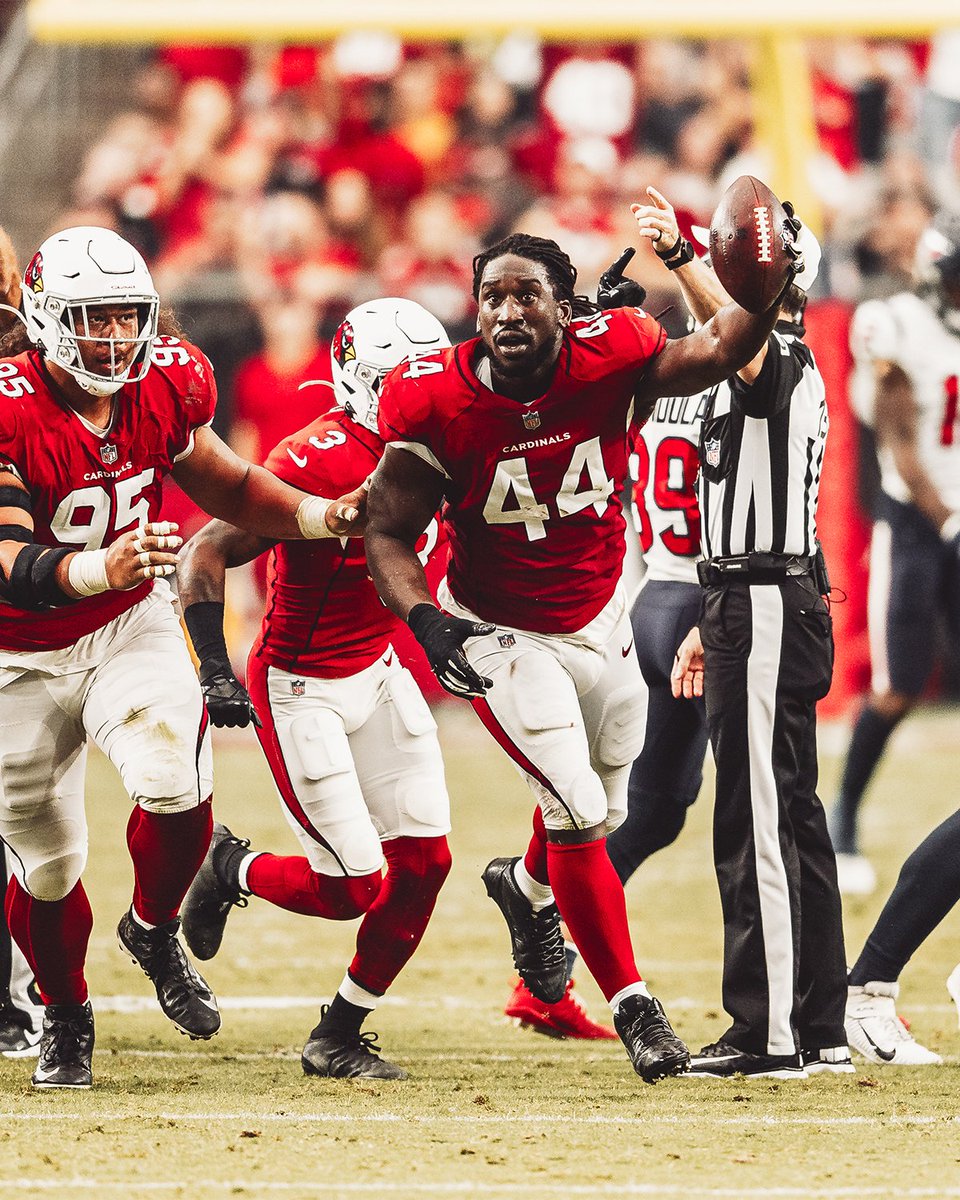 AZCardinals's tweet image. .@markusgolden is the only player in the NFL this season with at least 6.0 sacks and four forced fumbles. 

He also leads the team in sacks, forced fumbles, and fumble recoveries this season.
