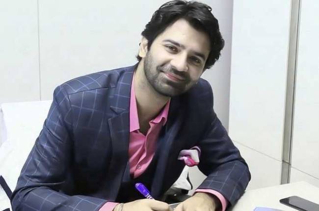 PoonamS29240348's tweet photo. #GoodNightEveryone #SweetDreams #SuperbPic
#GreatPersonality #PreciousSmile
#BarunSobti
देखकर आपको तबीयत सुधर जाती है
लोग हमसें हमारी दवा पूछते हैं !
@BarunSobtiSays ❣️ https://t.co/Wk6ZbeNSvn
