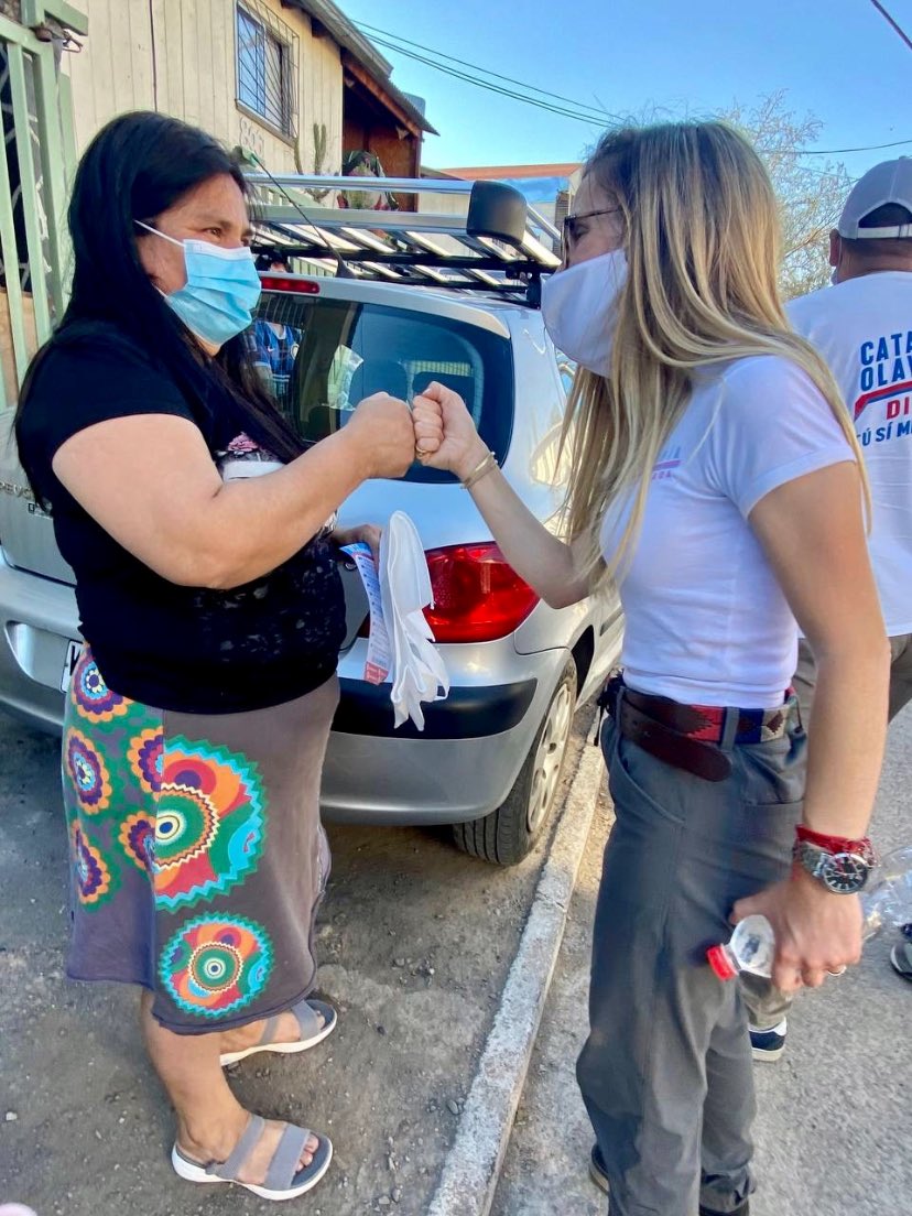 cataolavarria's tweet photo. Estuvimos en Batuco, casa a casa, compartiendo y escuchando a las vecinas y vecinos 🙌🏻 ¡Seguimos en terreno! #TúSíMeImportas #AA62 #Distrito8 https://t.co/5gz4FsKtps