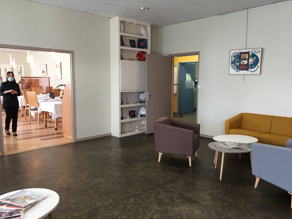 Merci à toute l’équipe de la Cité scolaire JB Darnet de Saint-Yrieix qui s’est mobilisée pour accueillir les CPE et professeurs documentalistes de la Haute-Vienne Sud. De belles petites fabriques en perspective.