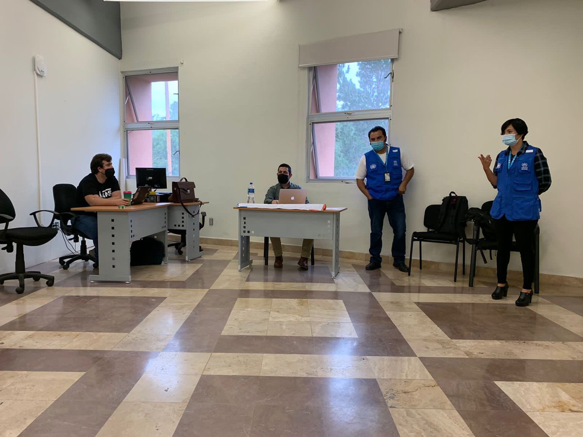 CLEUASLP's tweet photo. En el marco del Día de la @ONU_es 🇺🇳 se llevó a cabo la capacitación sobre el procedimiento de asilo en México realizado por @AcnurMexico con el apoyo de los asociados de protección @LiliaSeleneMay1 y Miguel Gaxiola. #CapacitacionesClini #ConLosRefugiados #ConLasRefugiadas
🕊 https://t.co/VdodFYnbWY