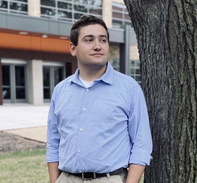 SMCBGSU's tweet image. Congratulations to Journalism student Ryan Dick for winning the Bernard F. Judy Scholarship from The Press Club of Toledo! Ryan was recognized last week during a ceremony for the Touchstone Awards. @pressclubtoledo
