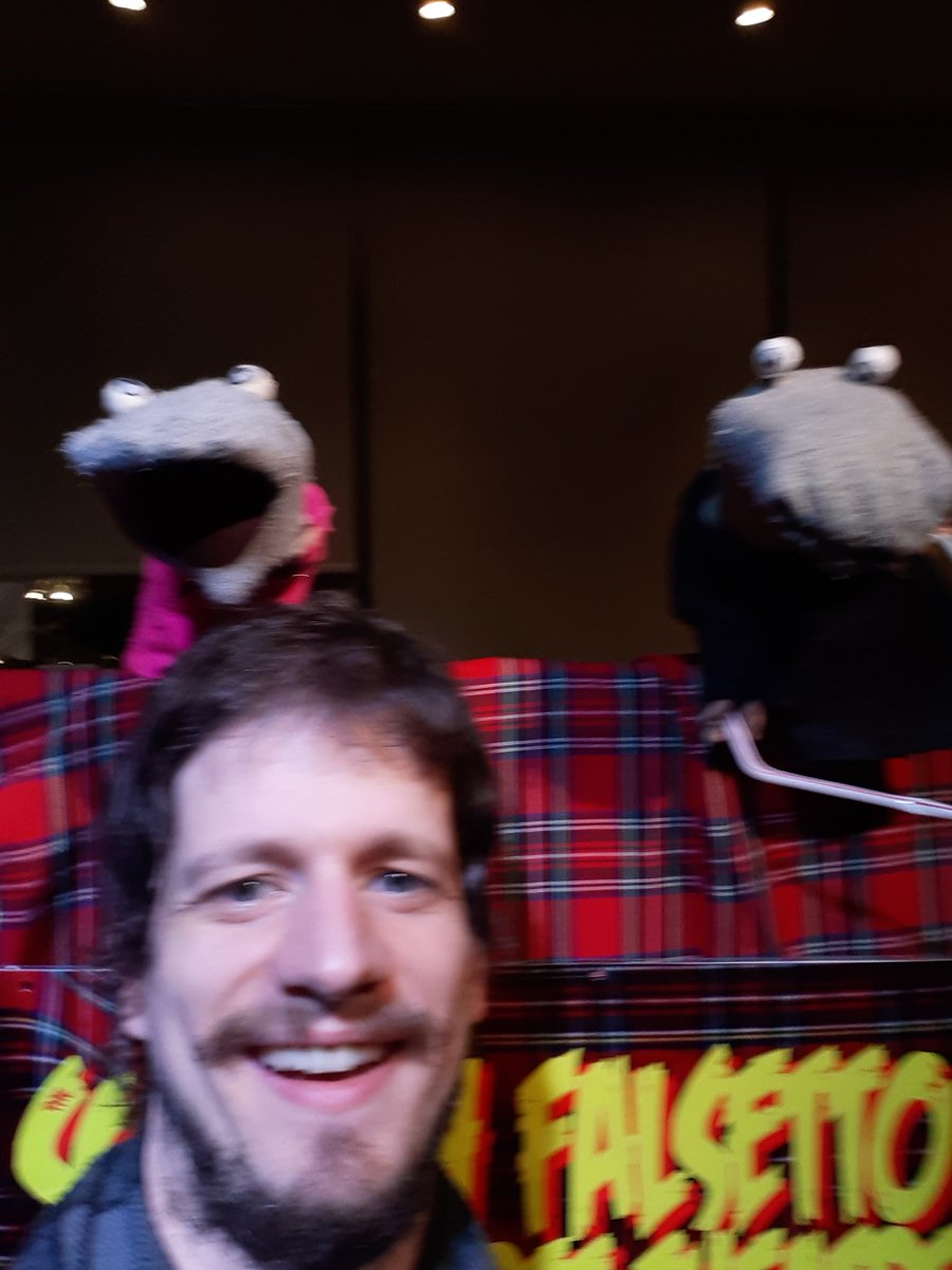 FoxSleep tweet media