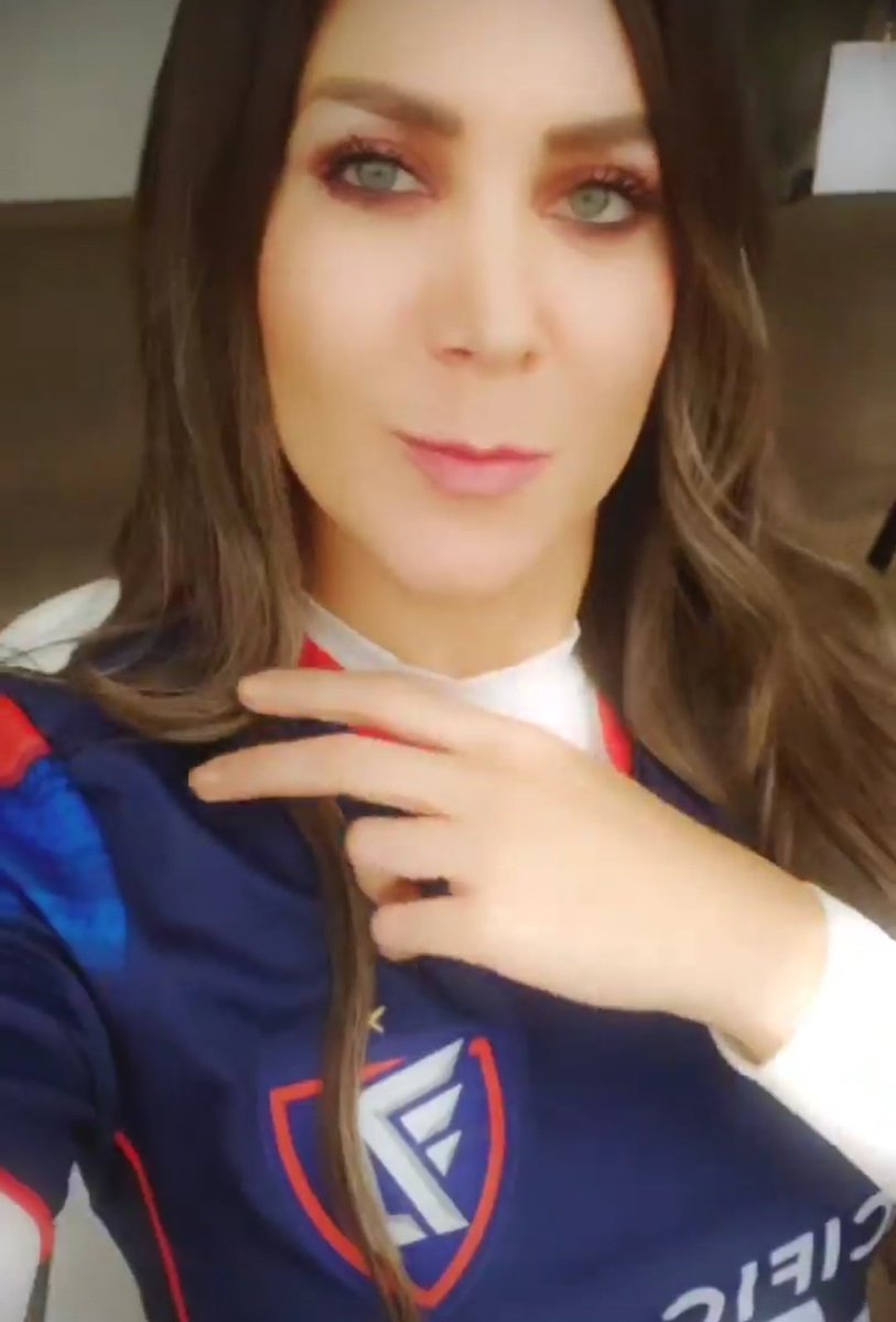 BRENDA FLOWERS⚽ tweet media