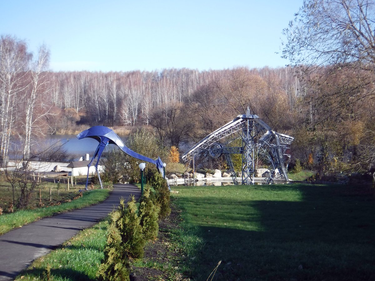 posetitur's tweet image. Несколько фотографий с поездки #Пенза - #Тарханы 23-24 октября. Больше всего эмоций у наших туристов вызывал скульптурный парк &quot;Легенда&quot;.

Принимаем заявки на групповые туры в Пензенскую область!
+79379890473 #Самара
+79278920407 #Тольятти