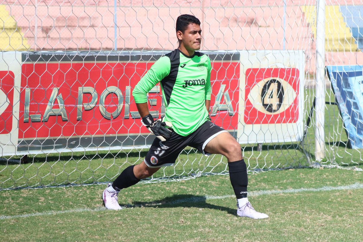 CDeportivoFAS's tweet photo. Esta tarde juega nuestra #ReservaFAS 🆚 Municipal Limeño.

Javier Bolaños nuevamente se une a la alineación de la Reserva que va en busca de la victoria en casa 🔴🔵

❗️El partido no podrá ser transmitido por problemas técnicos. 

#CDFAS #LMF #ElSalvador https://t.co/pgGGVm6xCT