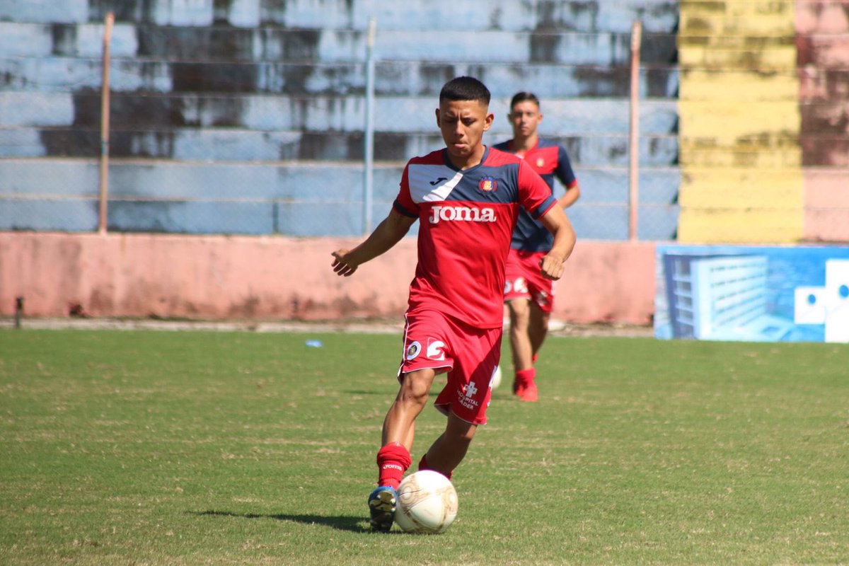 CDeportivoFAS's tweet photo. Esta tarde juega nuestra #ReservaFAS 🆚 Municipal Limeño.

Javier Bolaños nuevamente se une a la alineación de la Reserva que va en busca de la victoria en casa 🔴🔵

❗️El partido no podrá ser transmitido por problemas técnicos. 

#CDFAS #LMF #ElSalvador https://t.co/pgGGVm6xCT