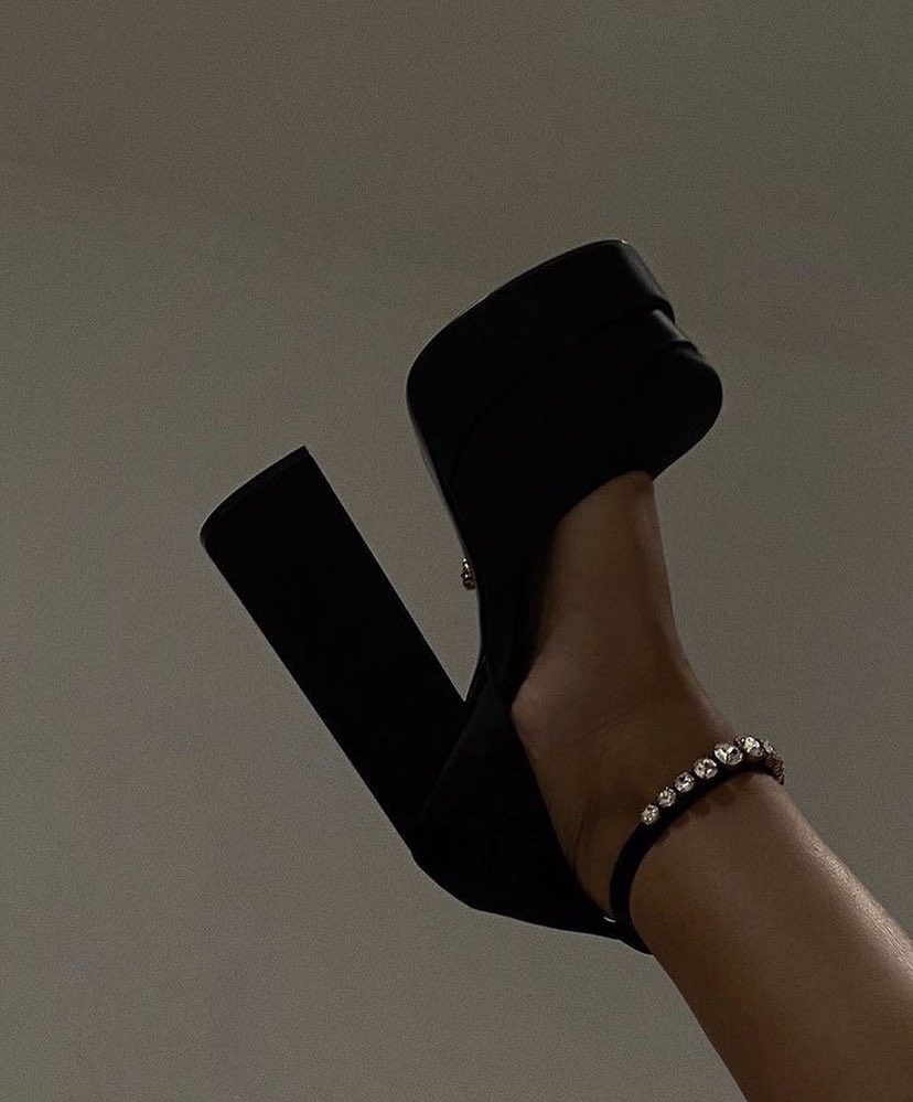 badestoutfit's tweet image. 