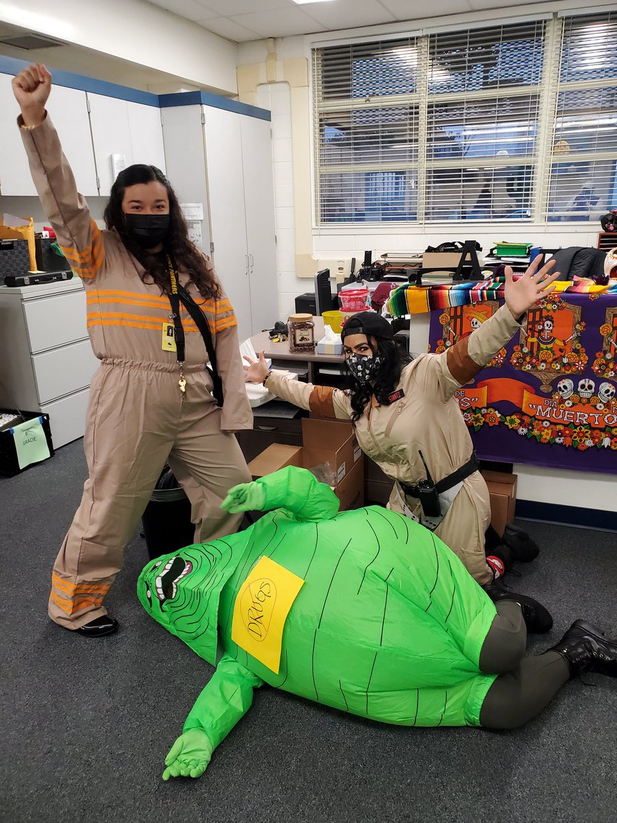 Red ribbon week in full effect @blackstock_jr The Drugbusters defeated the evil drug Slimer. #hesdpride #blackstock #panthers #RedRibbonWeek2021