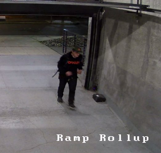 kylemurphycom's tweet image. Hey @BRAT_Seattle 

Do you recognize this guy?

On October 4th between 11:15 and 11:40pm the individual in the photos attached broke into my building, The Triangle in Redmond. He tailed in a car entering the resident garage. He made off with my bike.

bikeindex.org/bikes/1173029