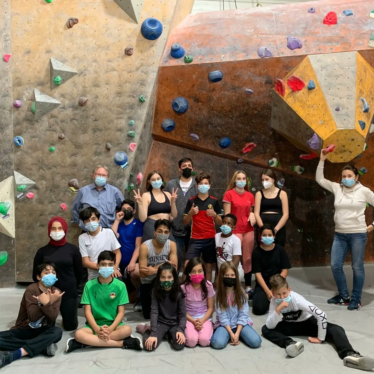 Eine spannende Herbstferienwoche liegt hinter uns: FerienIntensivTraining - Fit in Deutsch! Hier wird das Deutschüben in den Ferien mit spannenden Ausflügen kombiniert. Gemeinsam frühstücken, dann lernen, gemeinsames Mittagessen und dann gemeinsam Spaß haben 🥳! #fitindeutsch