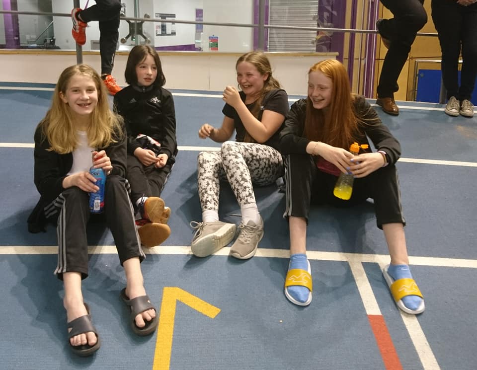 salleholyrood1's tweet photo. Celebrating our female fencing family tonight as we kick off women &amp; girls week. They give each other support, advice, encouragement, friendship and a lot of laughs #wellbeingboost #shecanshewill #friendsforever #forgingthefuture #laughteristhebestmedicine @ScottishFencing https://t.co/vhRGZtyKpp