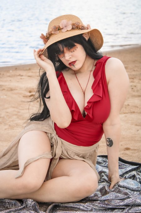 Retweet this if I deserve a pet kraken. https://t.co/KJOqf2D8pz<a href="/tag/soon"class="tags"><span>#soon</span></a>