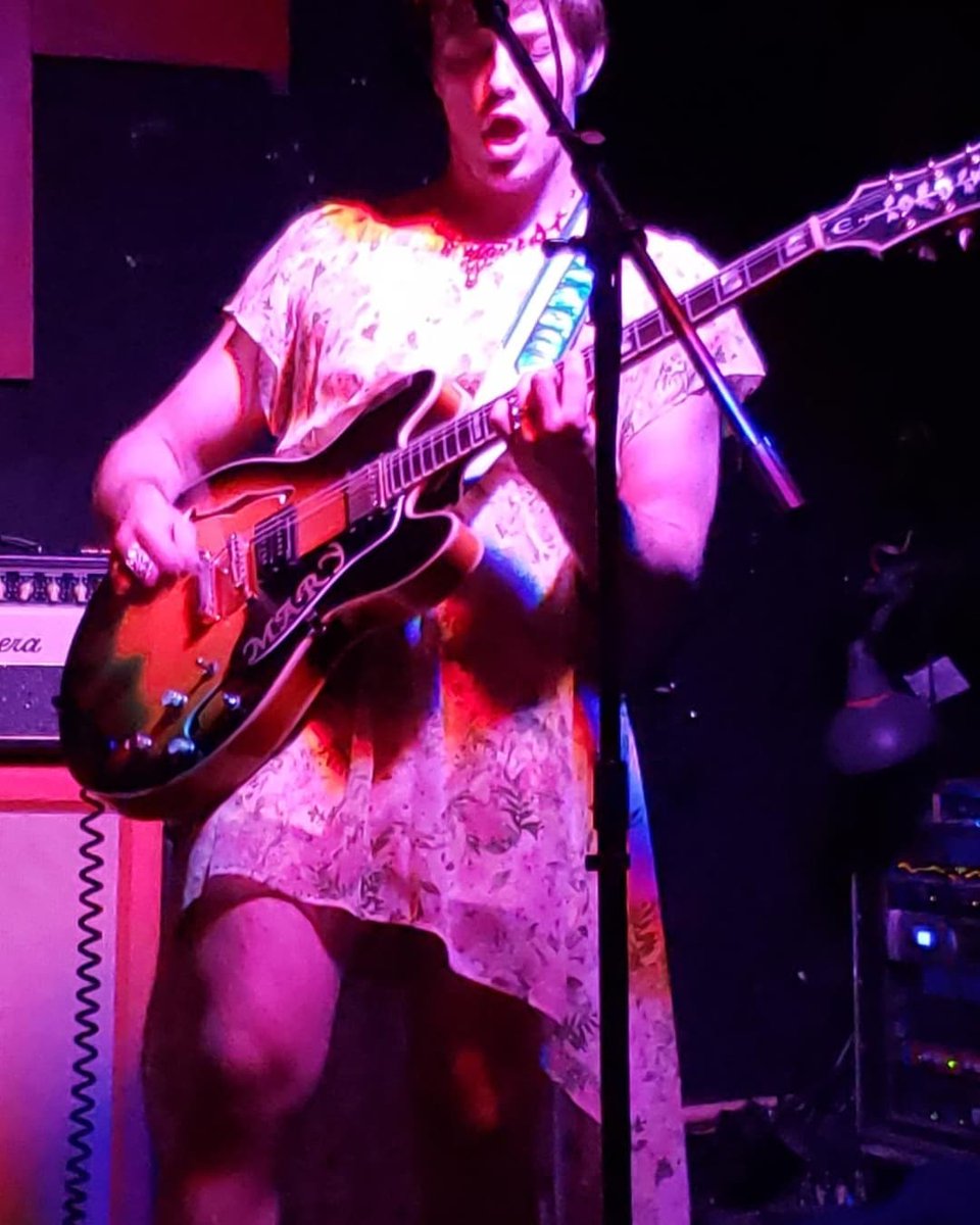 toitheband's tweet photo. Thank you everyone who came out to our Halloween show last Friday! https://t.co/raCXN9mZ2c