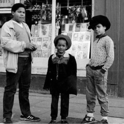TransalpinoO's tweet photo. Toxteth circa 1985

#backhistorymonth https://t.co/xrhI2iBjlJ