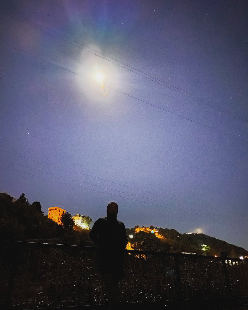 _klync_61's tweet photo. #nightrun https://t.co/r5nzL9FTsM