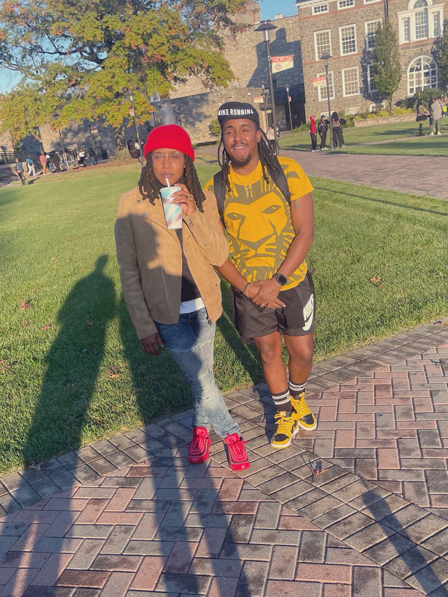 JuzJAD's tweet photo. I was so press I got to let my sister experience Homecoming!! #morganstatehomecoming https://t.co/aqMNGQkKDR
