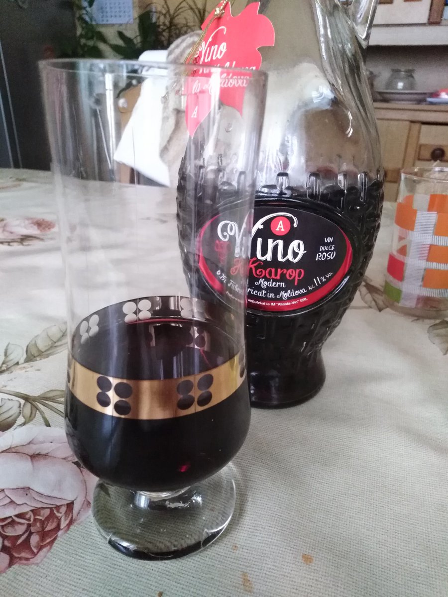 ZdenkaNajder's tweet photo. Za posebne prilike, posebno pićence https://t.co/zmuT6QYKrK