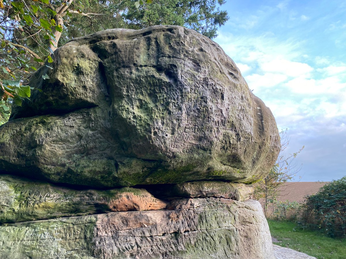 Temucin17's tweet photo. Chiddingstone…… https://t.co/NyyInmDiUO