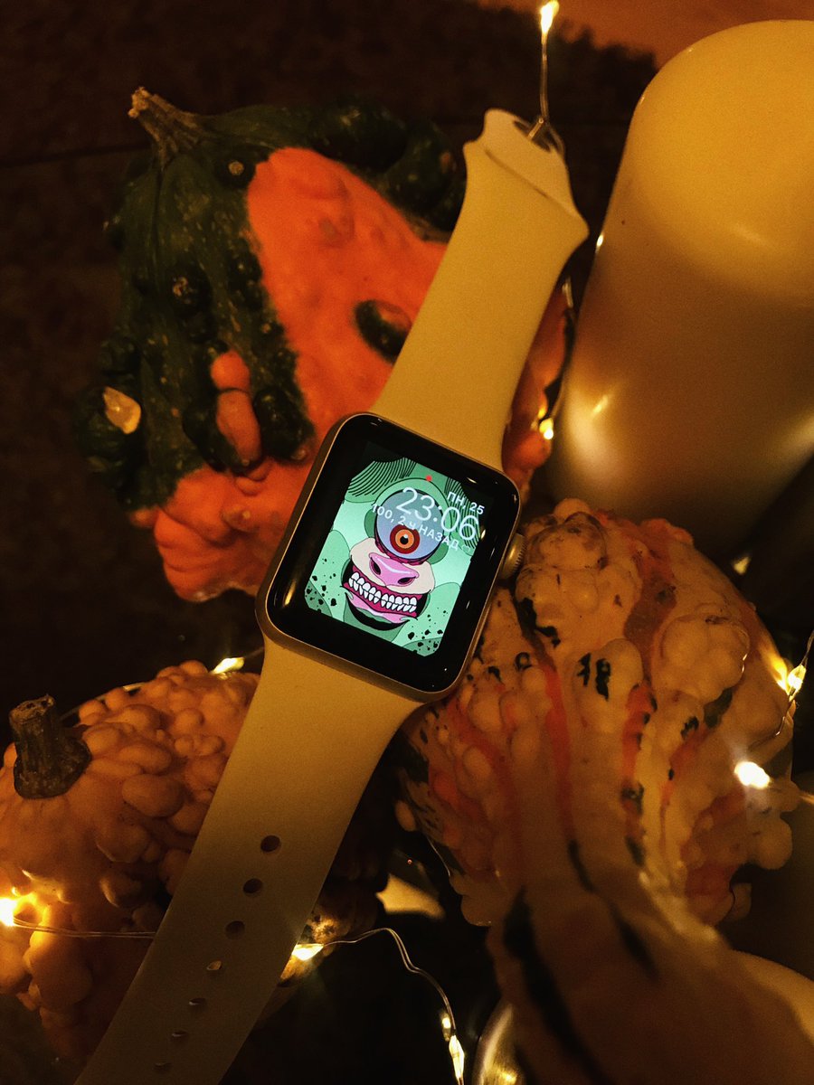 vasilijtorg's tweet image. Just check it out how cool my #FlatFace looks on #AppleWatch !