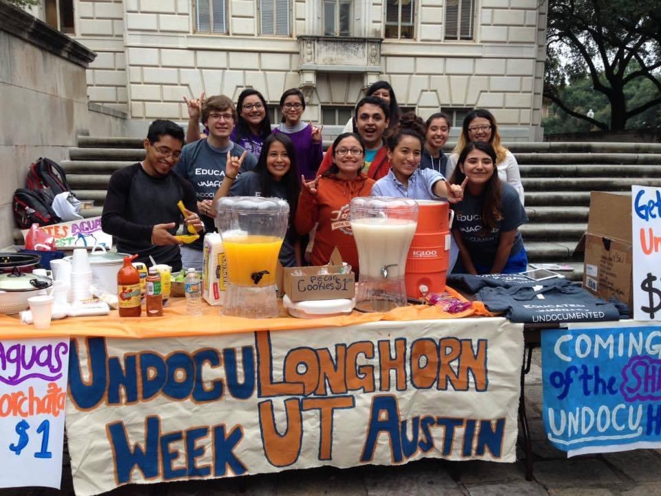 SkylerBrandina's tweet photo. love love love UndocuWeek at UT 🦋🧡 https://t.co/E6H7toHPdC