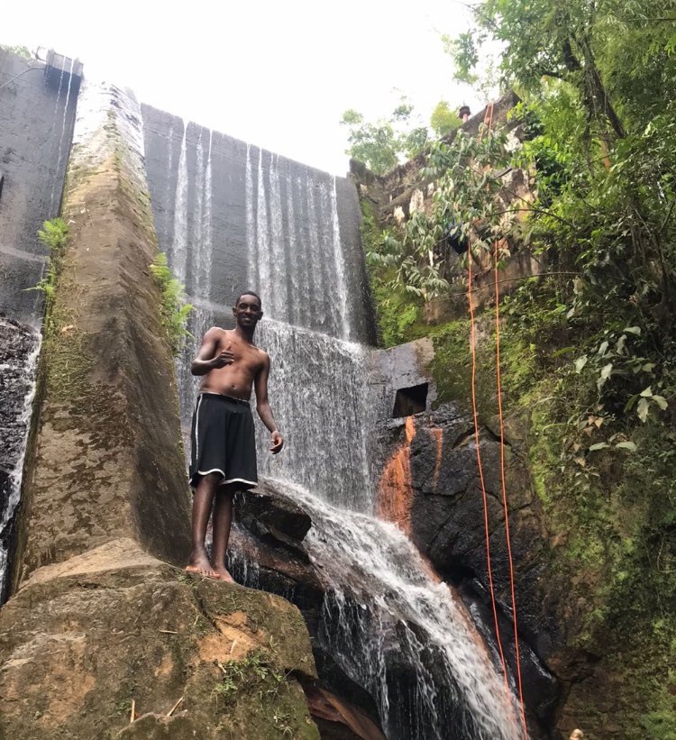 quenedi73's tweet photo. Tbt fora do dia 🤭 https://t.co/Ih0TdBQhCx
