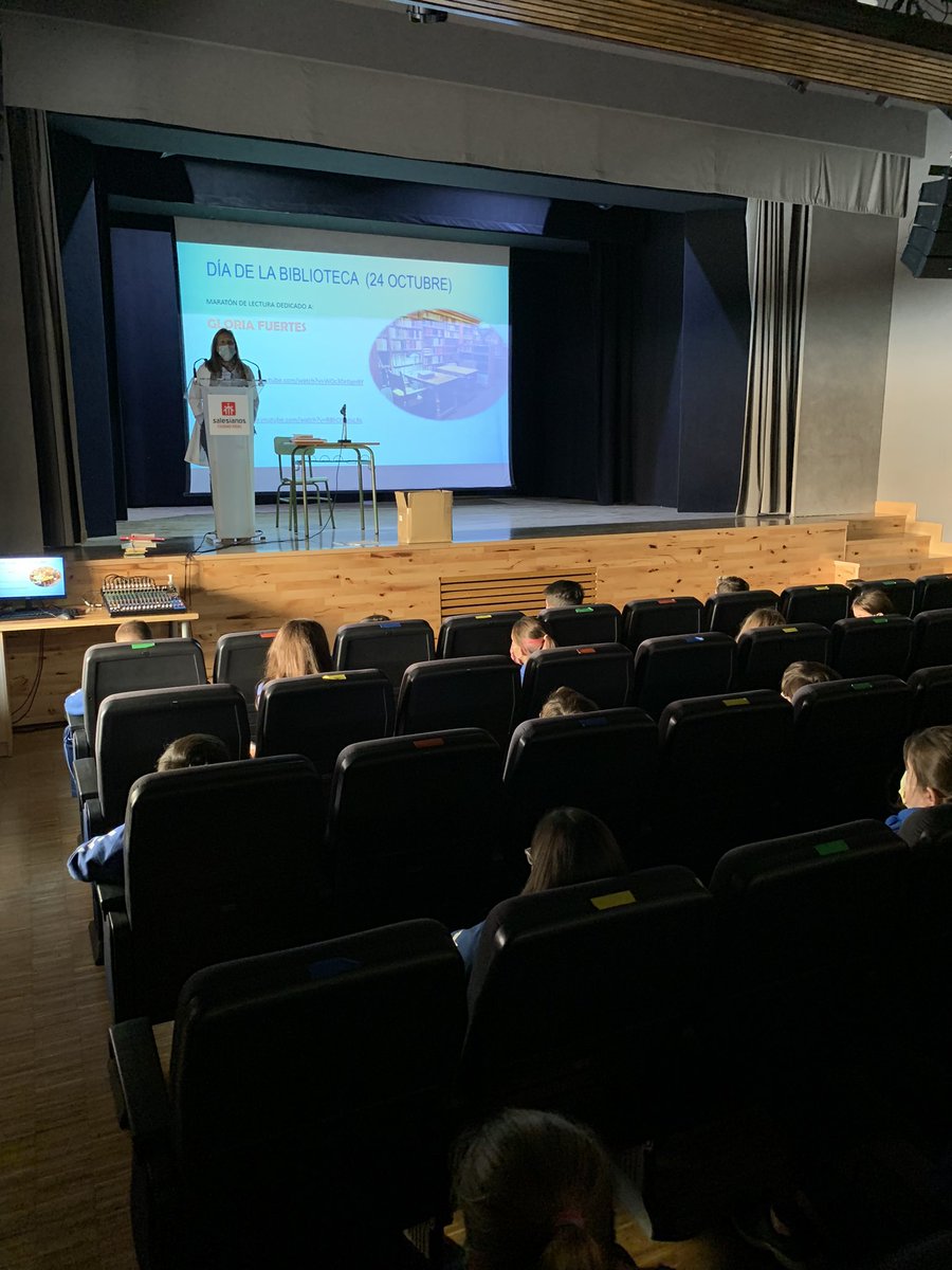 SalesianosCiuRe's tweet photo. Los niños de Infantil y Primaria han tenido un actividad especial en torno al día de la biblioteca.
Han recitado poemas de Gloria Fuertes, y se lo han pasado en grande.
#MiColeInnova https://t.co/Ng1Cn88oUQ