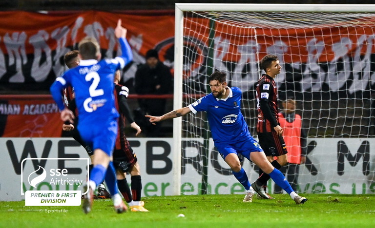 90+6' FULL TIME - BLUES WIN 2-1!!!!

Massive three points!!

1-2 #BFCvWFC