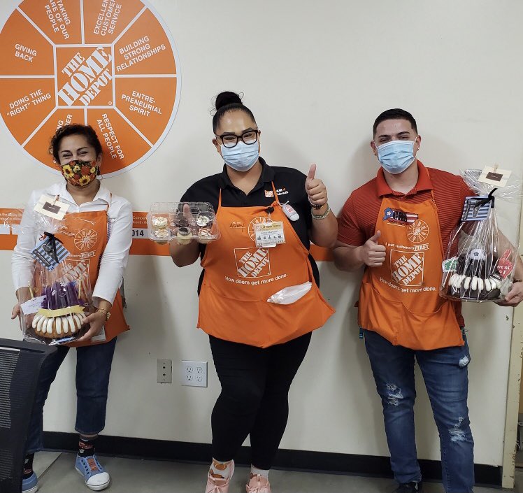 Celebrating October birthdays for the DS team! #HDStrong <a href="/Laricoco1/">Laricoco</a> <a href="/6339HomeDepot/">Javier Perez</a>