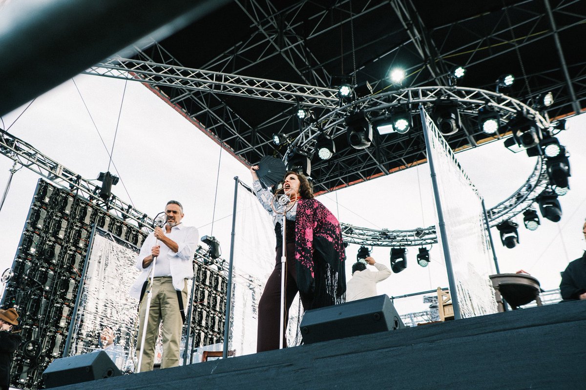 Opera Santa Barbara tweet media