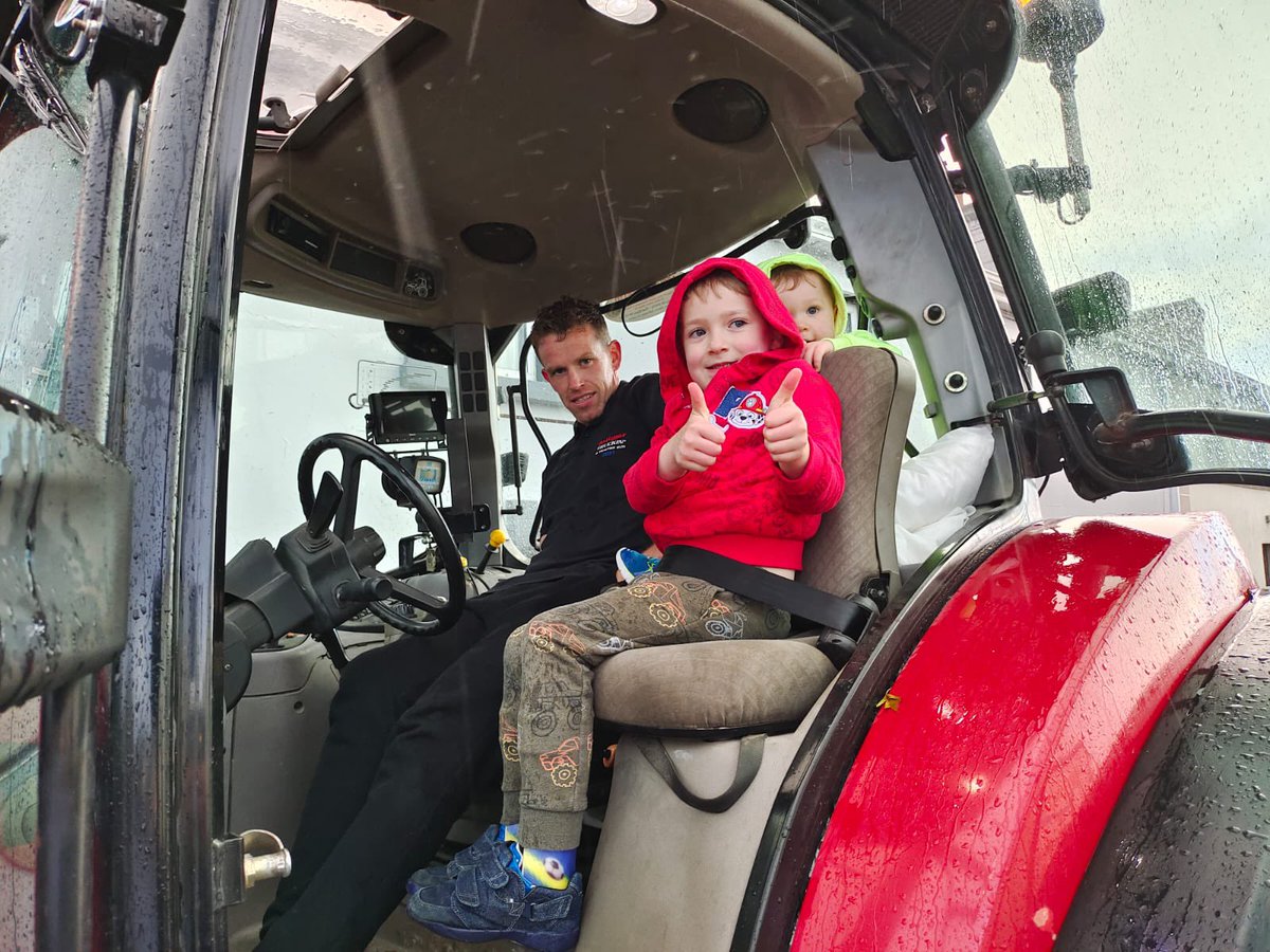Some great pictures from a great day!@BallygarTruckin #AllforAidan