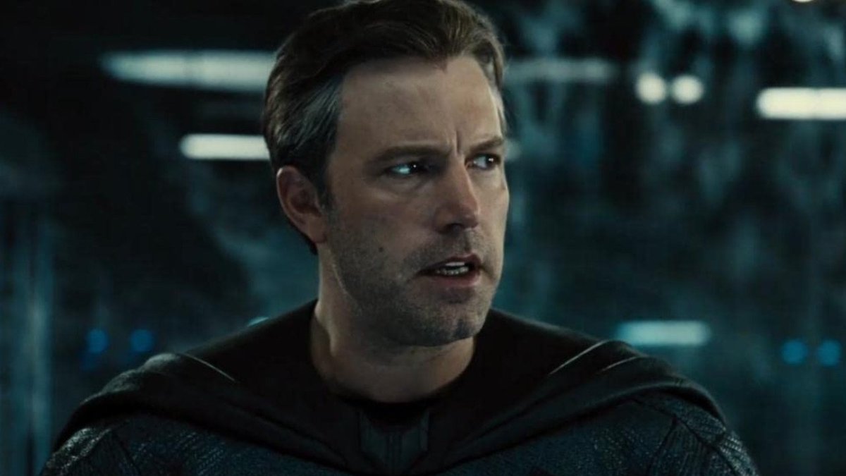 MoviesThatMaher's tweet photo. "I've faced him before, he calls himself the FIREFLY" - Batman https://t.co/AQNFPkY5gq