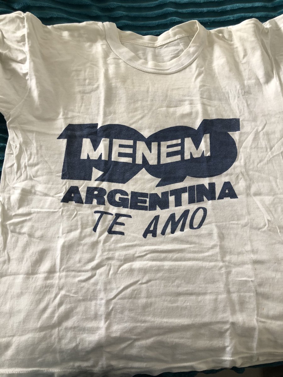 agulagarchetta's tweet photo. @DGlancadorni Remera de la campaña 95. Salud compañero https://t.co/Ppm9pPb3vQ