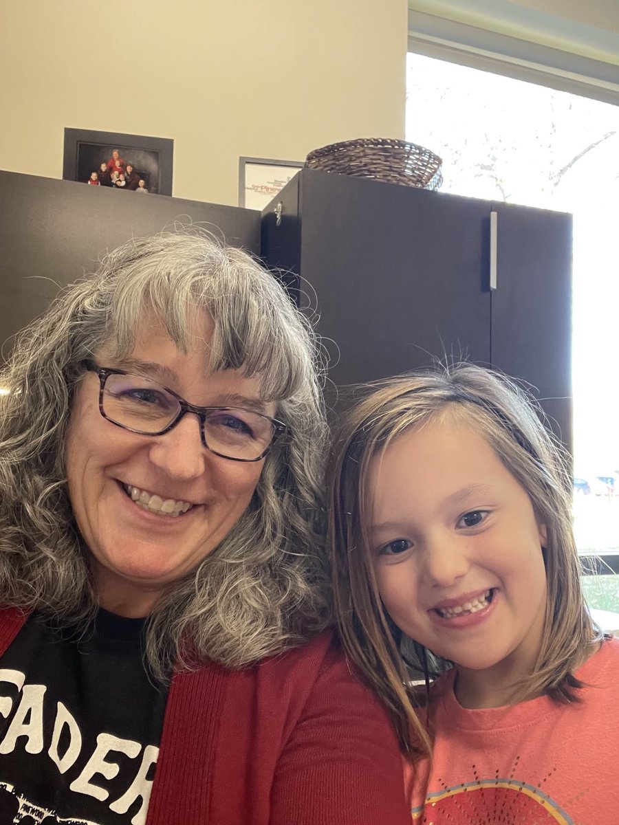 PWEmagic's tweet photo. QRS received today’s good news call. Her teacher number nominated her because she is a great leader and friend throughout the day. QRS is always leading her friends during our math counting! Way to go! #montimagic https://t.co/ITWpO3uyRX