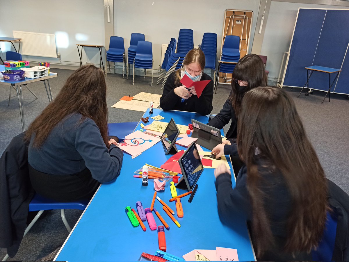 MissShawGeo's tweet photo. Well done and a big thank you to this lovely group of girls who represented @StAndrewsRCSec S3 for @GlasgowCC COP26 and Gender Equality event 🤩🌟 Thank you to Lucy and Stevie - two of our @StAndrewSocial S5/S6 Ambassadors for helping out! ✨ https://t.co/zx2IpAqqNM