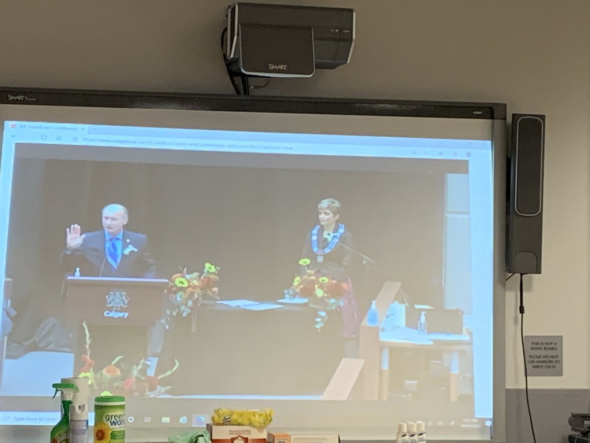 wdsgradesix's tweet photo. Miss.Mooreโs first day at City Hall School was made extra special by getting to watch the live Swearing In ceremony of our new City Councillors and Mayor. Congratulations! #wdsgrade6 #cityhallschool #campuscalgary #wds #cbearea1 https://t.co/JfNOQPW6P2